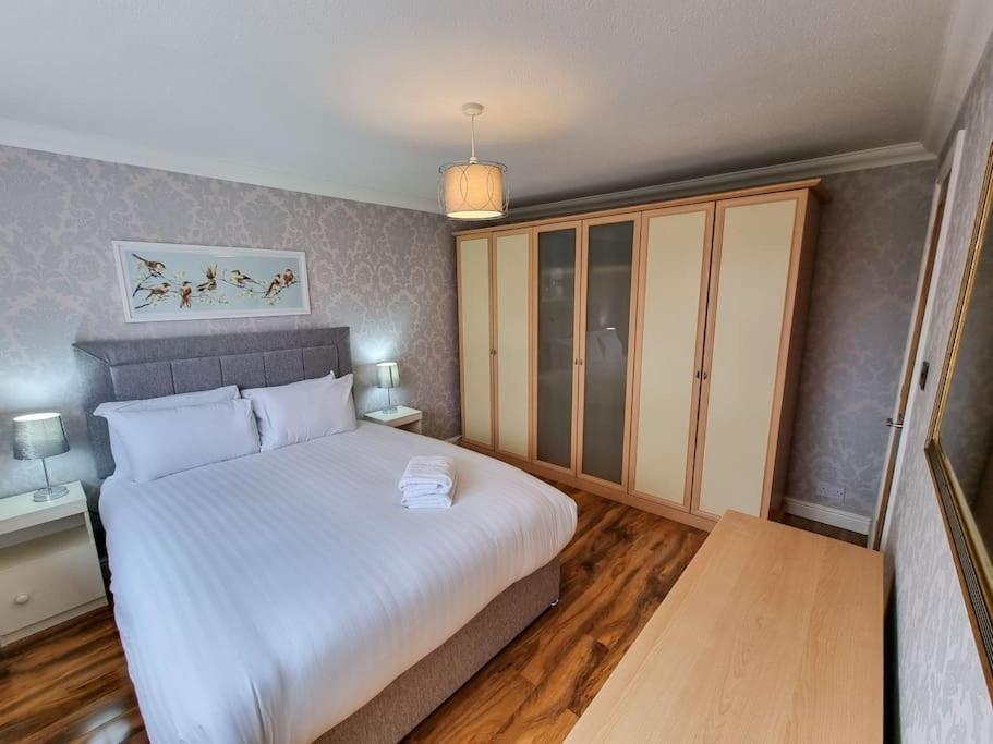 Stunning Family Home Close To The City Centre Manchester Eksteriør billede